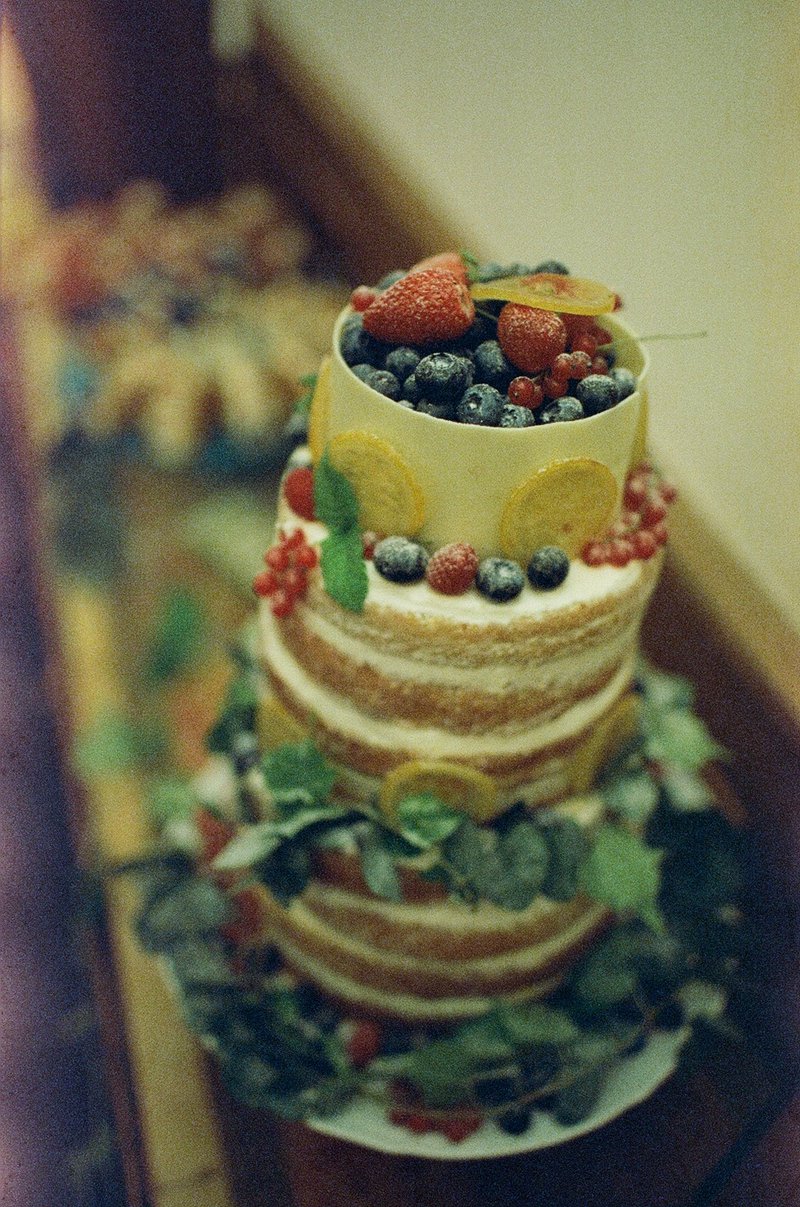 <p>Wedding cake: <a href="https://www.facebook.com/vladislav.ryasnyy?fref=ts">Vladislav Ryasnyy,</a> Location: Savoia Castle</p>